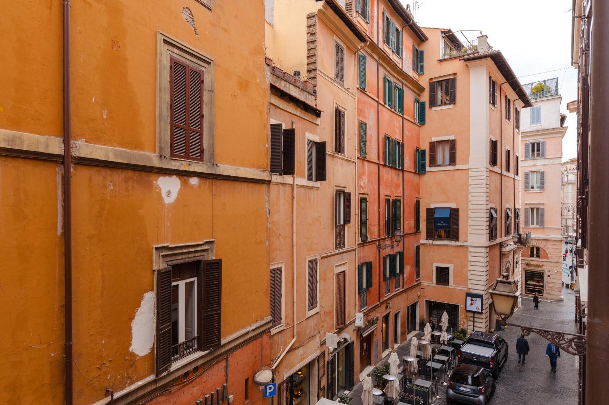 Sonder By Marriott Bonvoy Antinoo Apartments Piazza Del Parlamento Rome Bagian luar foto