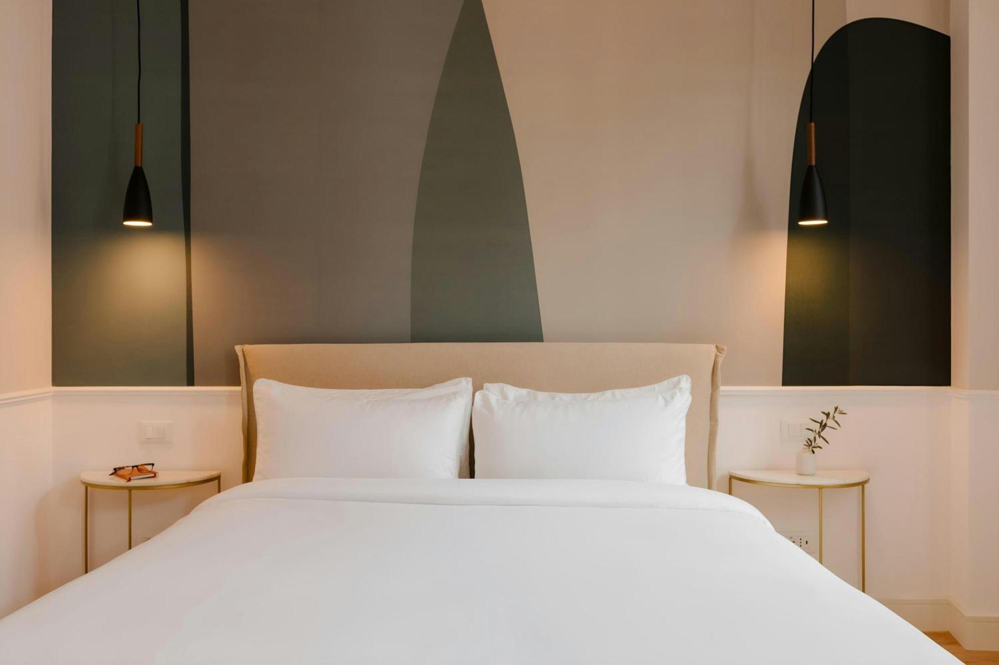 Sonder By Marriott Bonvoy Antinoo Apartments Piazza Del Parlamento Rome Bagian luar foto
